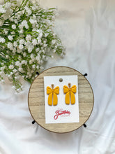 Load image into Gallery viewer, Bows