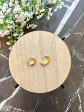 Load image into Gallery viewer, Rainbow Huggie