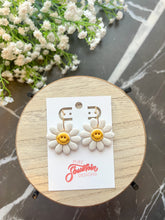 Load image into Gallery viewer, Isla