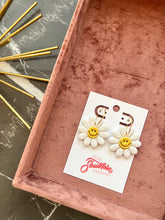 Load image into Gallery viewer, Isla