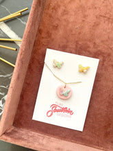 Load image into Gallery viewer, Clay Necklace/Stud Set
